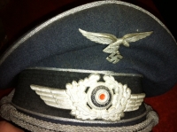 LUFTWAFFE OFFICER´S VISOR CAP (Circa 1940)