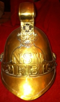 AN AUSTRALIAN (Victorian Period c. 1880) Brass Fireman´s Helmet, From New South Wales Fire Dept.