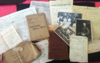FIVE TIMES CASUALTY ( Lincolnshire Regiment ) 1915 Trio with amazing papers . (RARE)