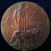 A RARE 1914 STAR & BAR CASUALTY TRIO & PLAQUE. (ROYAL WELSH FUSILIERS) & Brother
