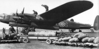 A SUPERB "PATHFINDERS" (97 Sqd) RAF (467 Sqd) RAAF. DISTINGUISHED FLYING MEDAL , Aircrew Europe (F&G),GVI G.S.M.(Malaya) & Queen